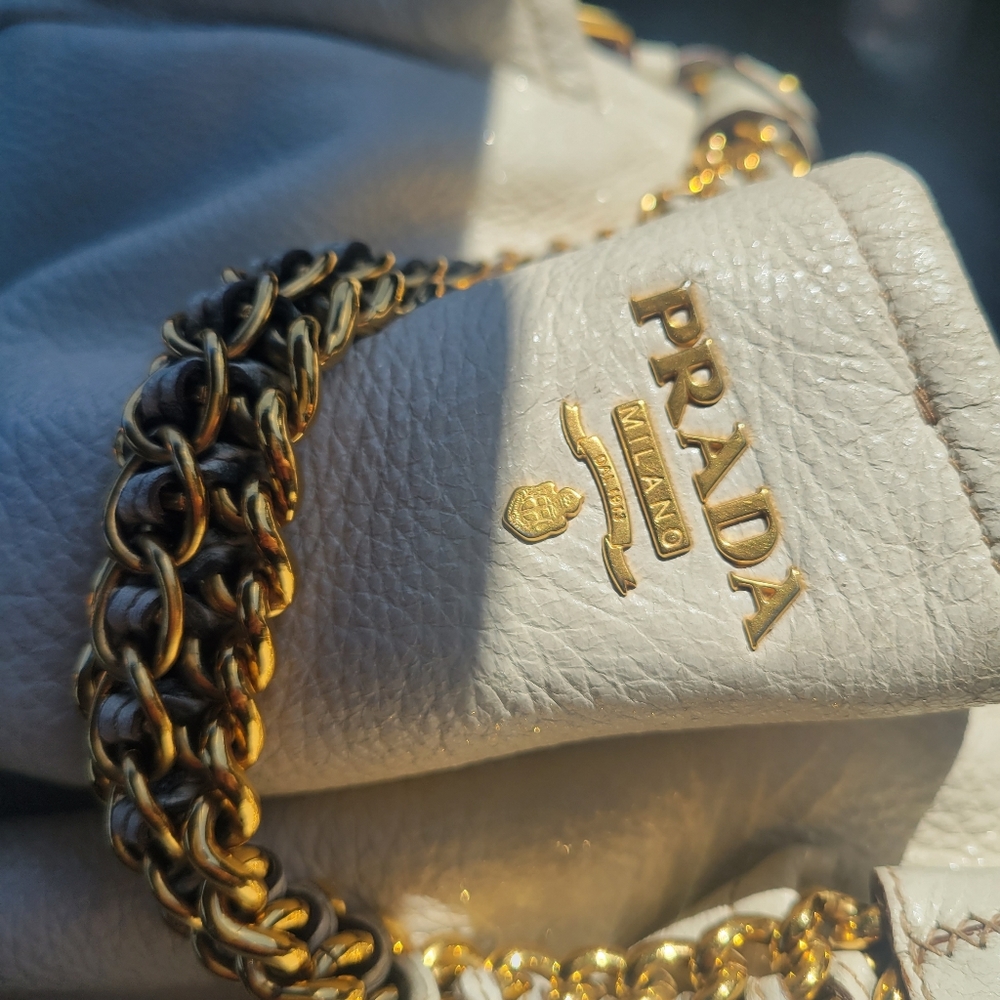 Prada | Authentic Hobo Leather Bag - Picture 13 of 16